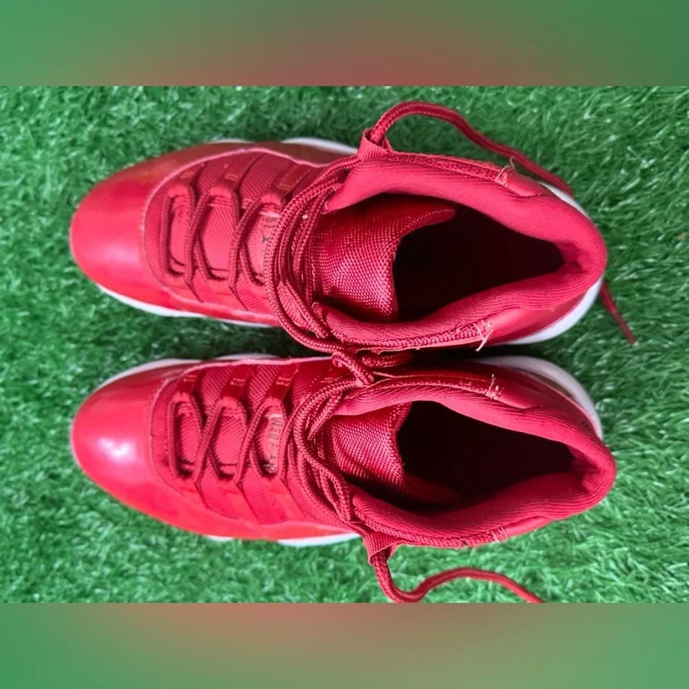 Jordan 11 Retro Win Like 96‎ Size 8.5